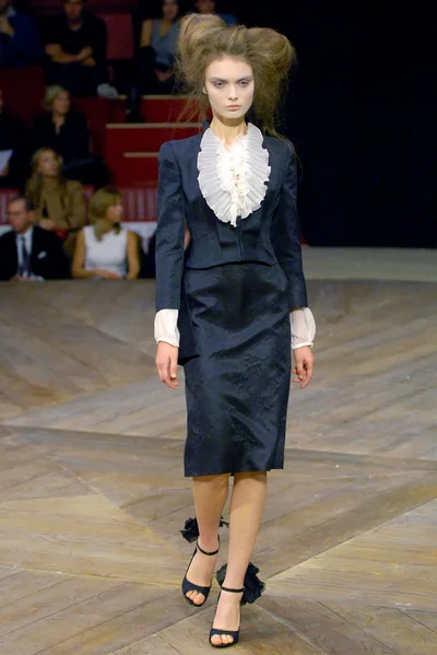 Look 5
